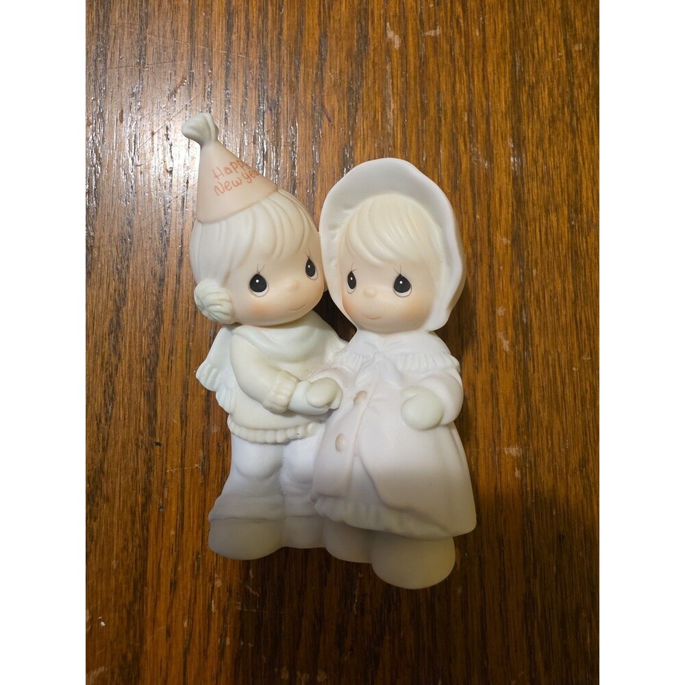 Precious Moments 1997 “Happy New Year” Couple Porcelain Figurine